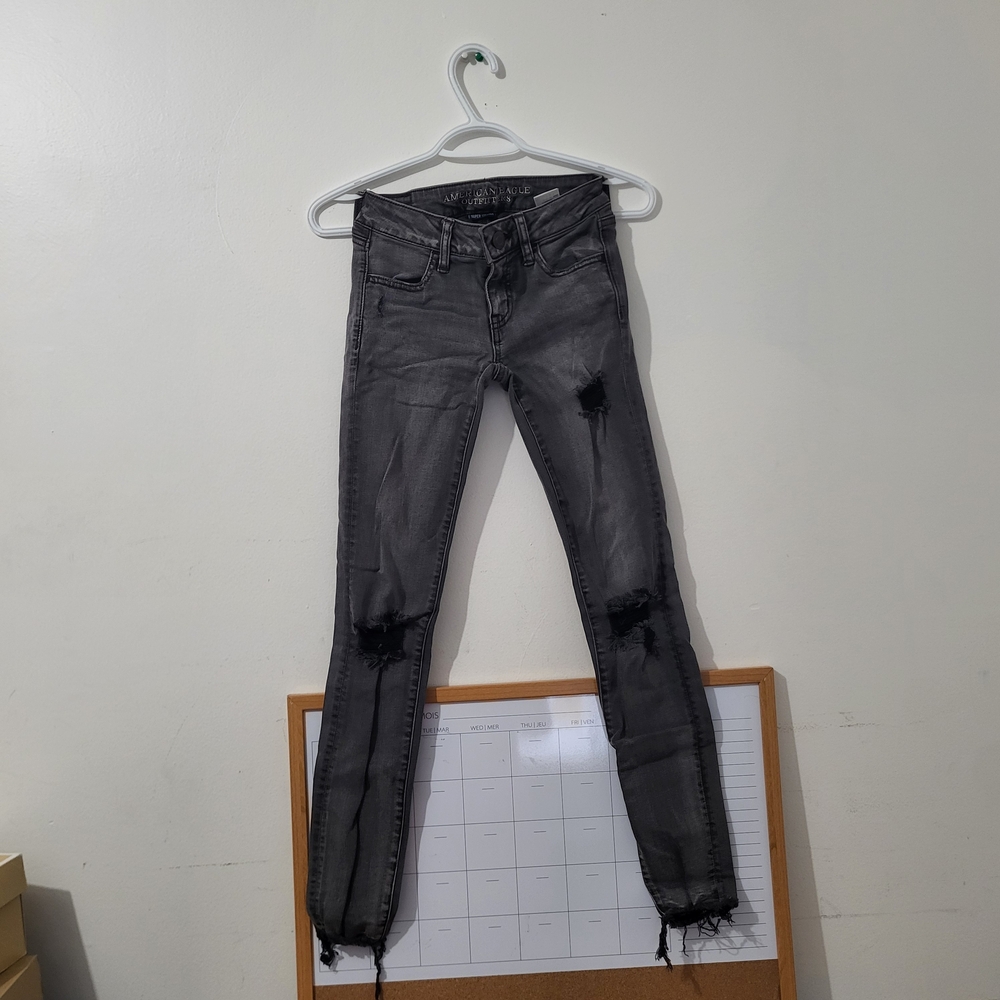Distressed Gray Women's Jeans